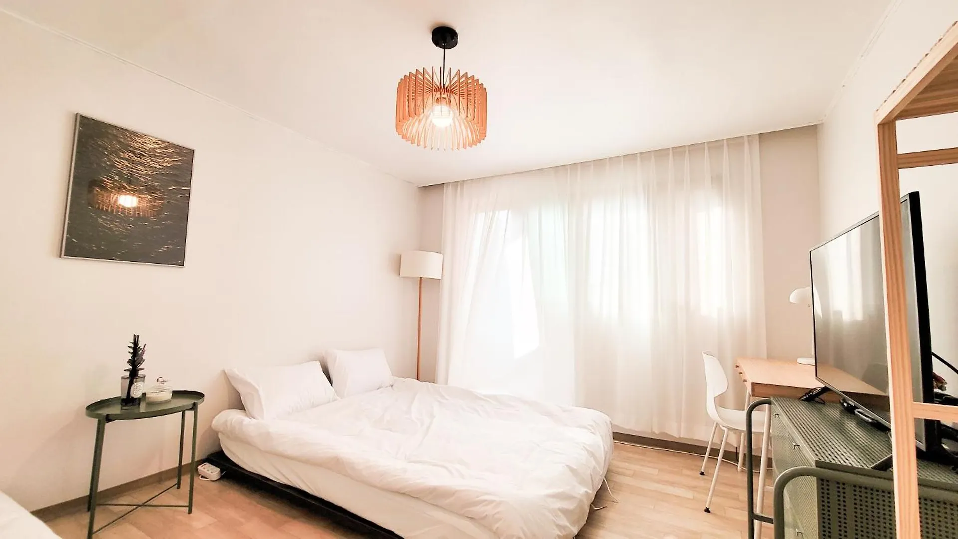 3Bed Memory In Seongsu Far From 5Min Away Seoul Forest St Wangsimni St contacts